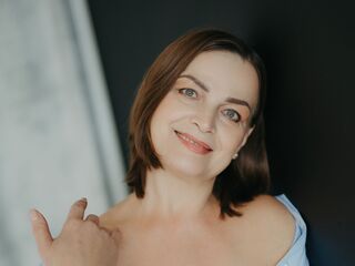 HelenLinor's Live show cam Profile Image