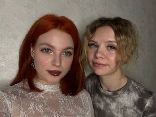 JulianaAndEaste's Live sex web cam Profile Image